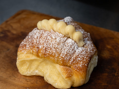 Medialuna with Vanilla Custard